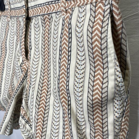 DALIA Shorts Pastel Geometric Print Stretch Pockets Womens 4 Cream Multicolor - Picture 9 of 11